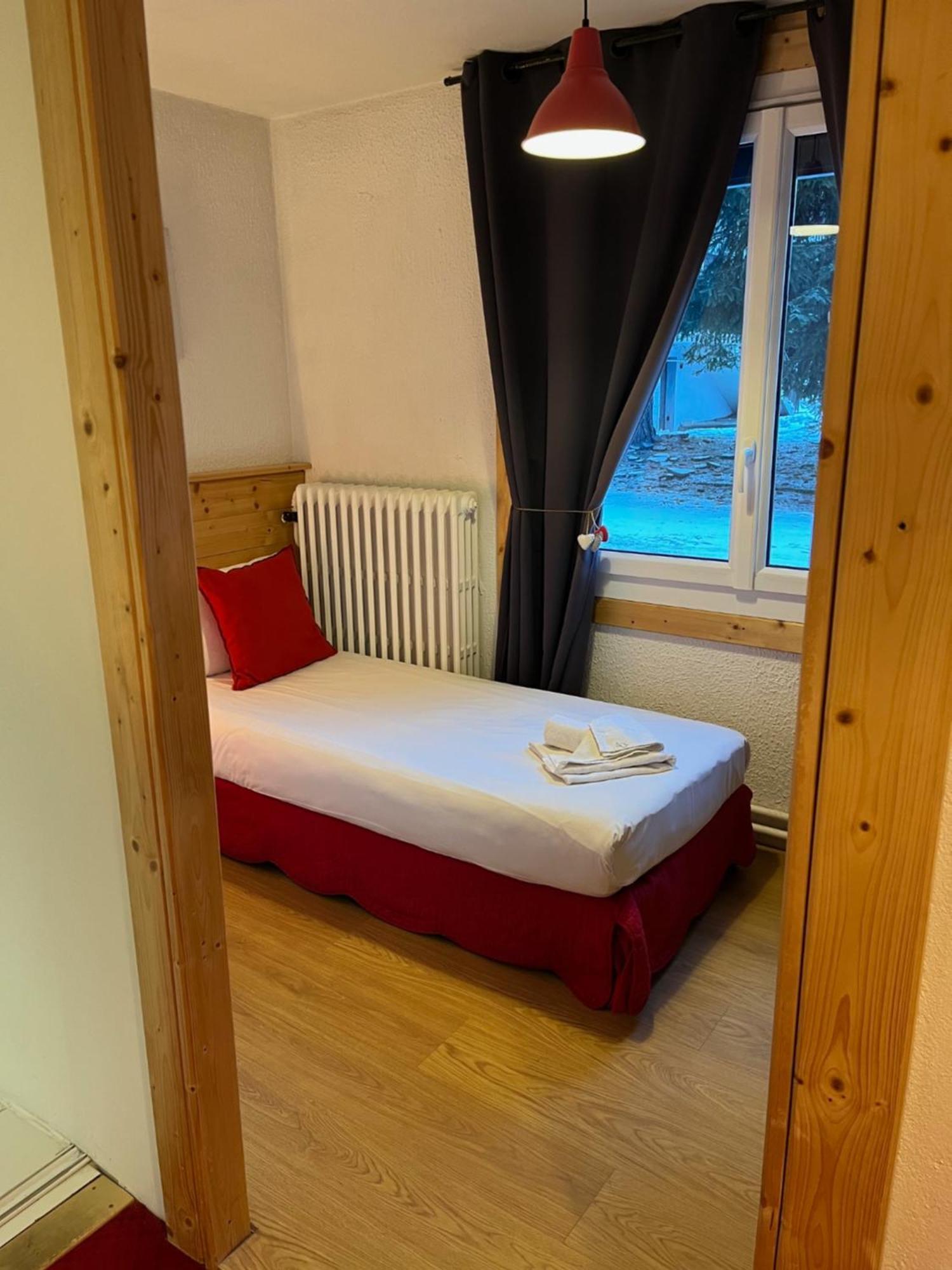 Hotel Valentin Pied Des Pistes 莱德萨阿尔卑斯 外观 照片